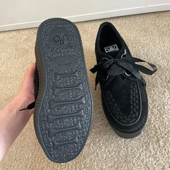 New TUK Black Suede Classic Stratocreeper Shoes with TUK Satin Laces - Picture 4 of 8